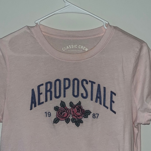 Aeropostale Light Pink Tee with Floral Design - Picture 3 of 5